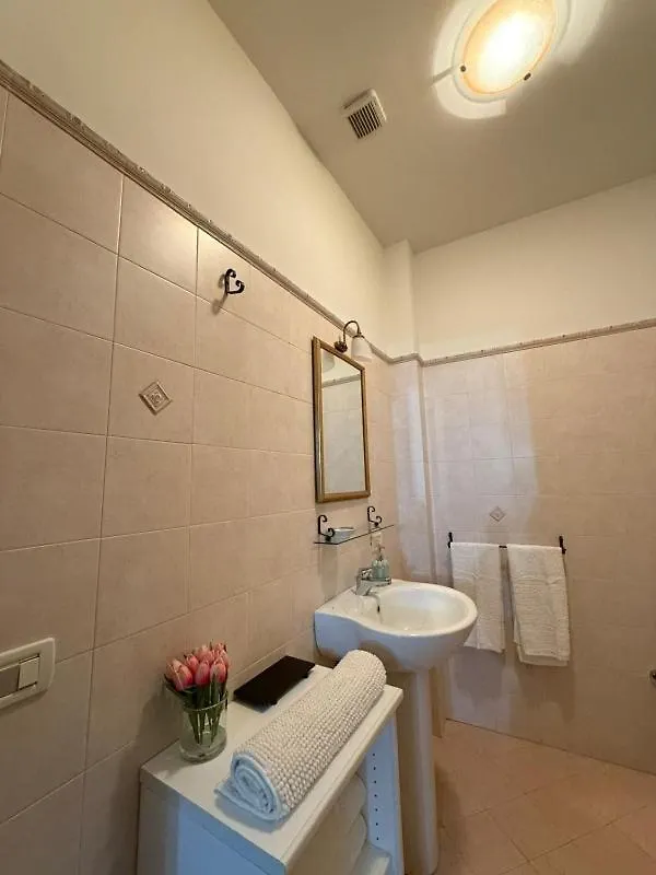 B&B L' Aquila Dell' Etna サンタ・ヴェネリーナ